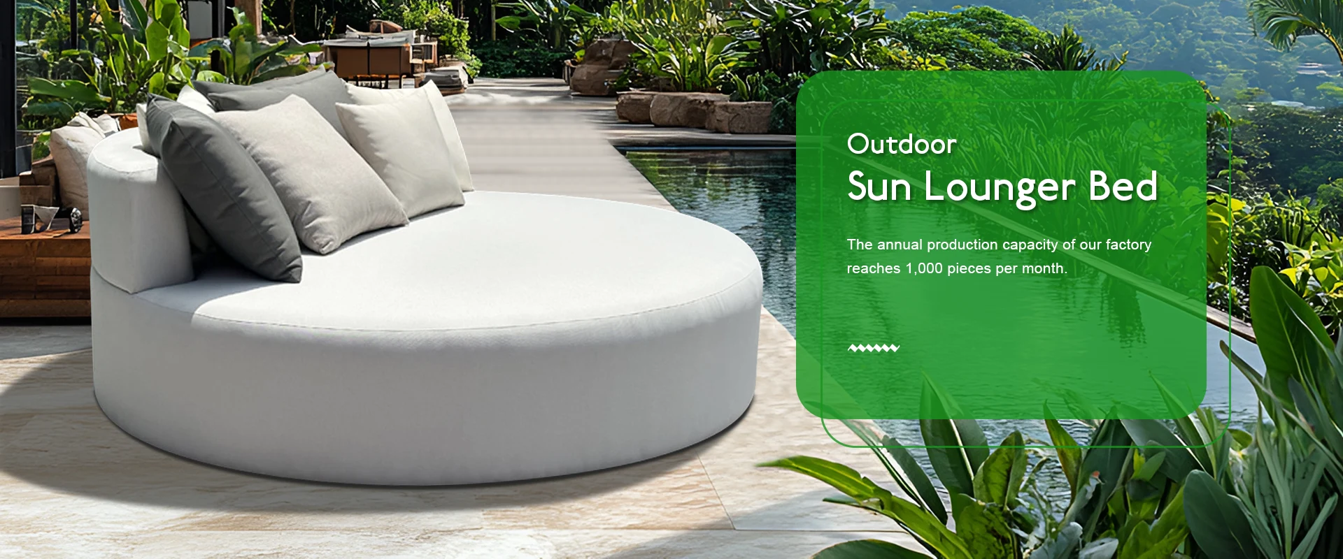 Outdoor Sun Lounger postelji